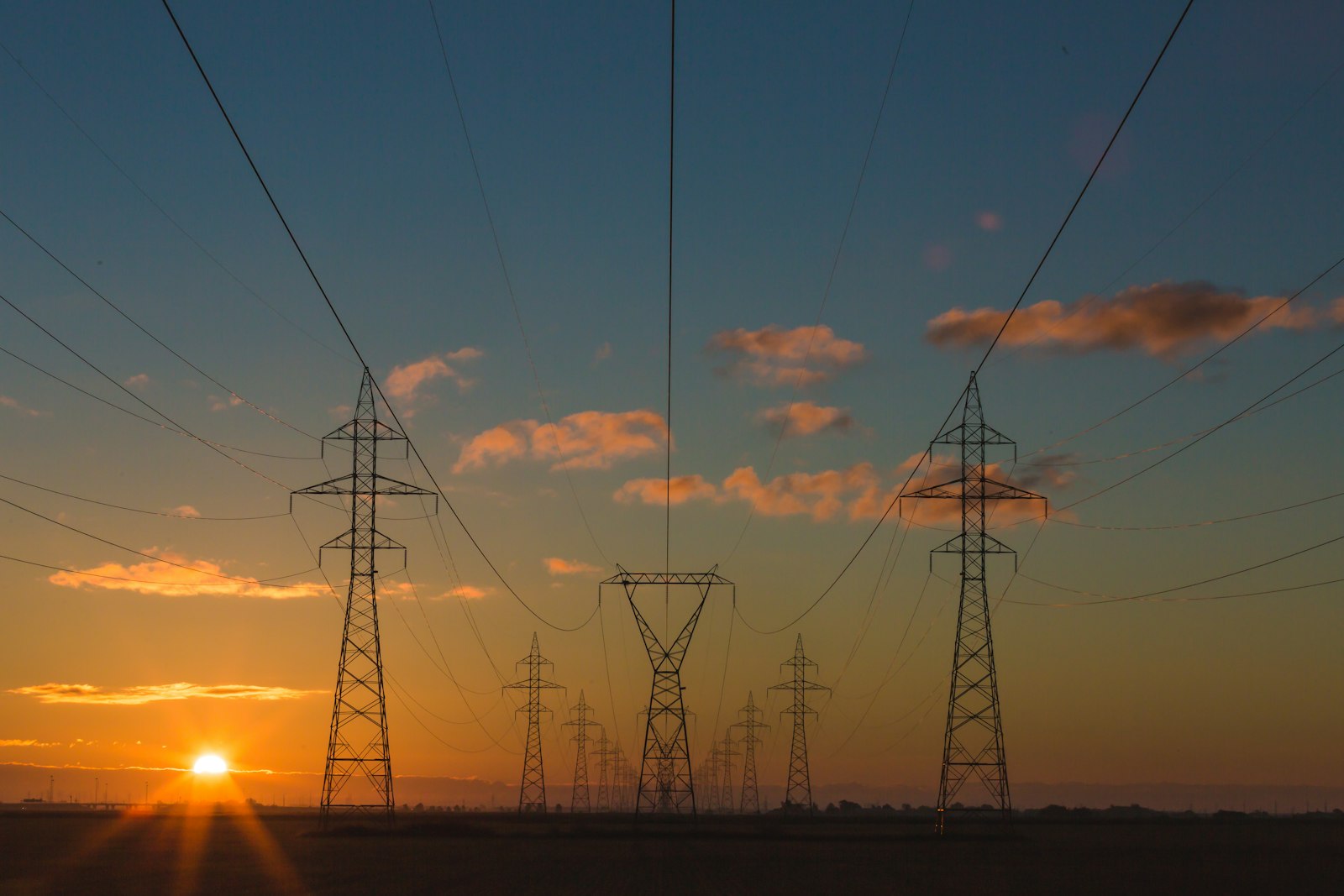 High voltage transmission lines